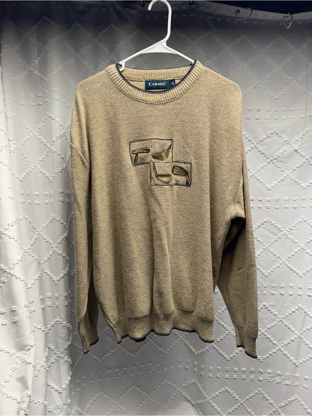 Vintage Carmel Tan Golf Crewneck Sweater with Embroidered Golf Clubs